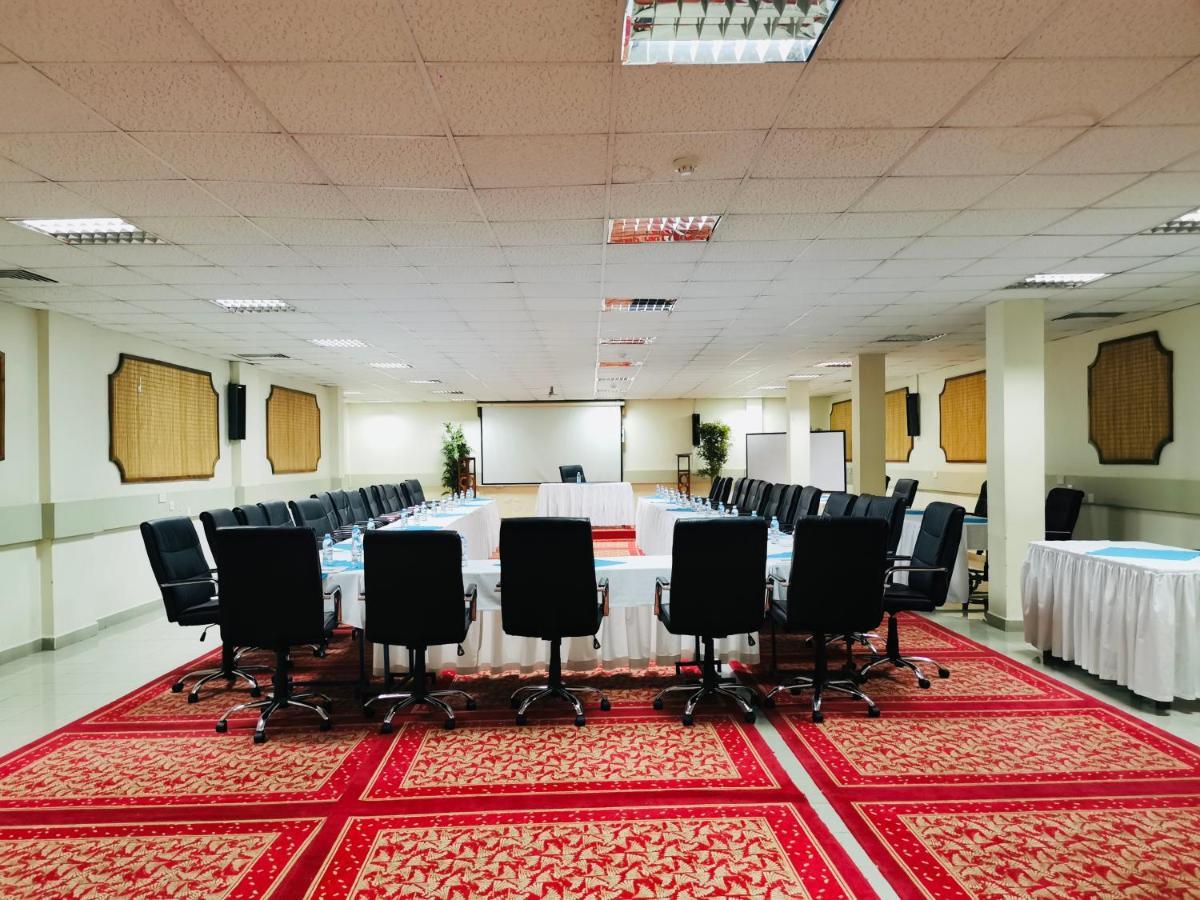 La Mada Hotel Nairobi Dış mekan fotoğraf